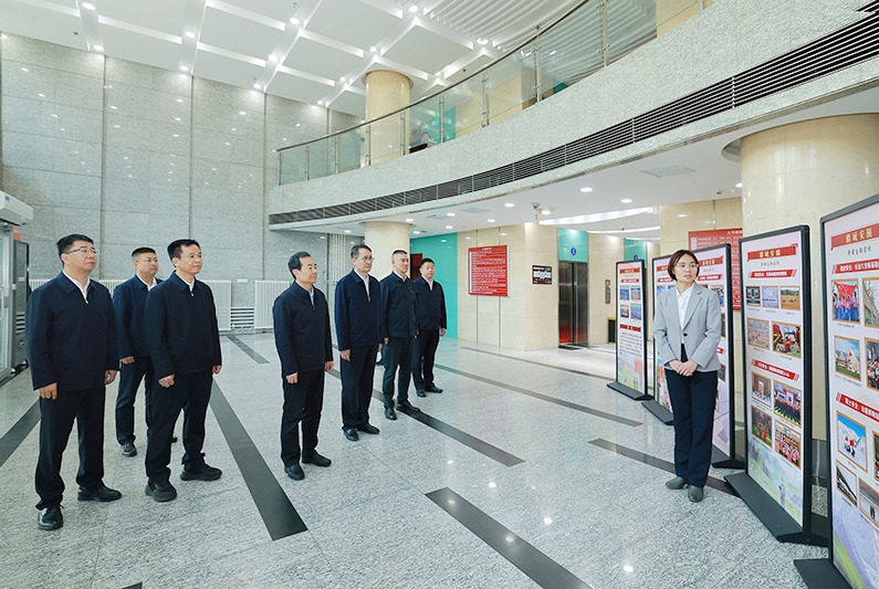 陈小江在自治区党委国安办调研