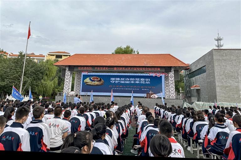 全州中小学校法治副校长配备实现全覆盖