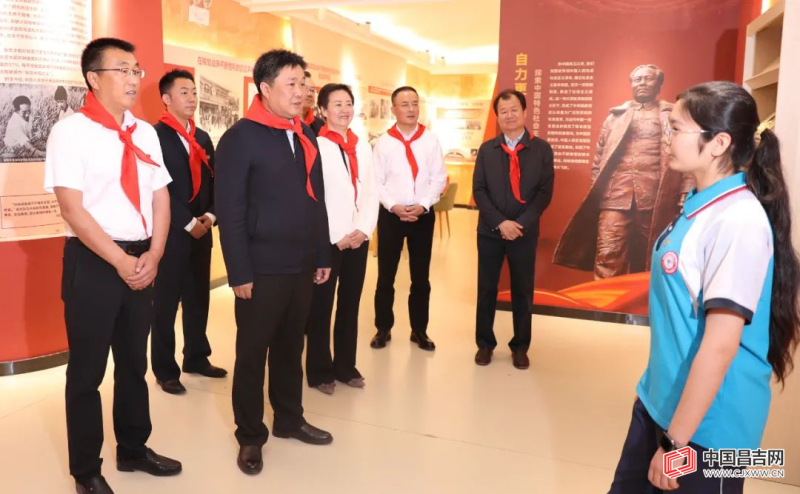 昌吉州领导开展“六一”国际儿童节慰问活动 向全州少年儿童致以节日的美好祝福