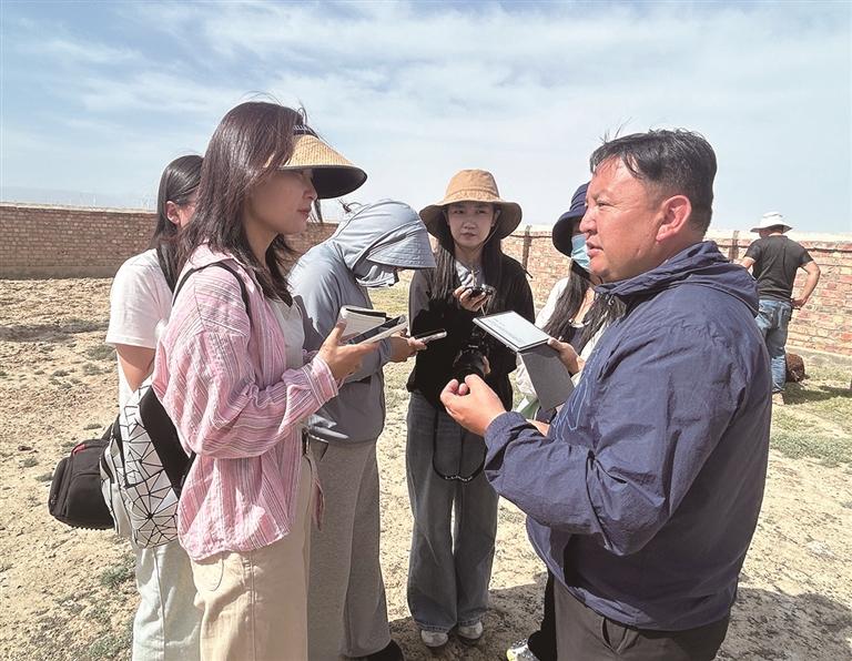 走基层 看民主 | 昌吉州人大常委会2025年上半年 新闻媒体走基层活动启动